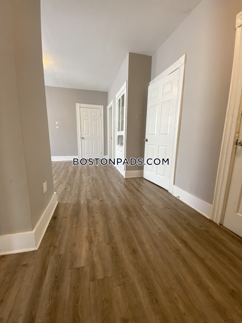 BOSTON - SOUTH BOSTON - ANDREW SQUARE - 4 Beds, 2 Baths - Image 17