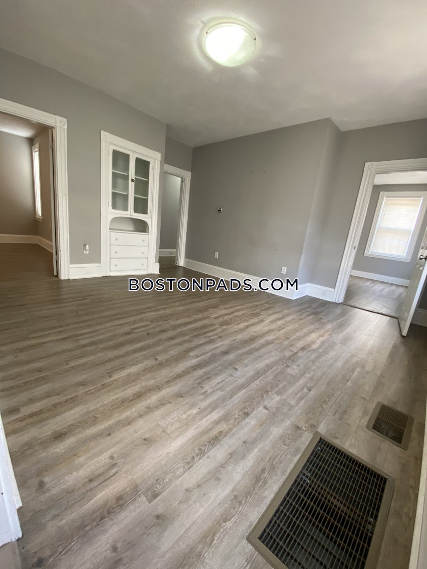 BOSTON - SOUTH BOSTON - ANDREW SQUARE - 4 Beds, 2 Baths - Image 18