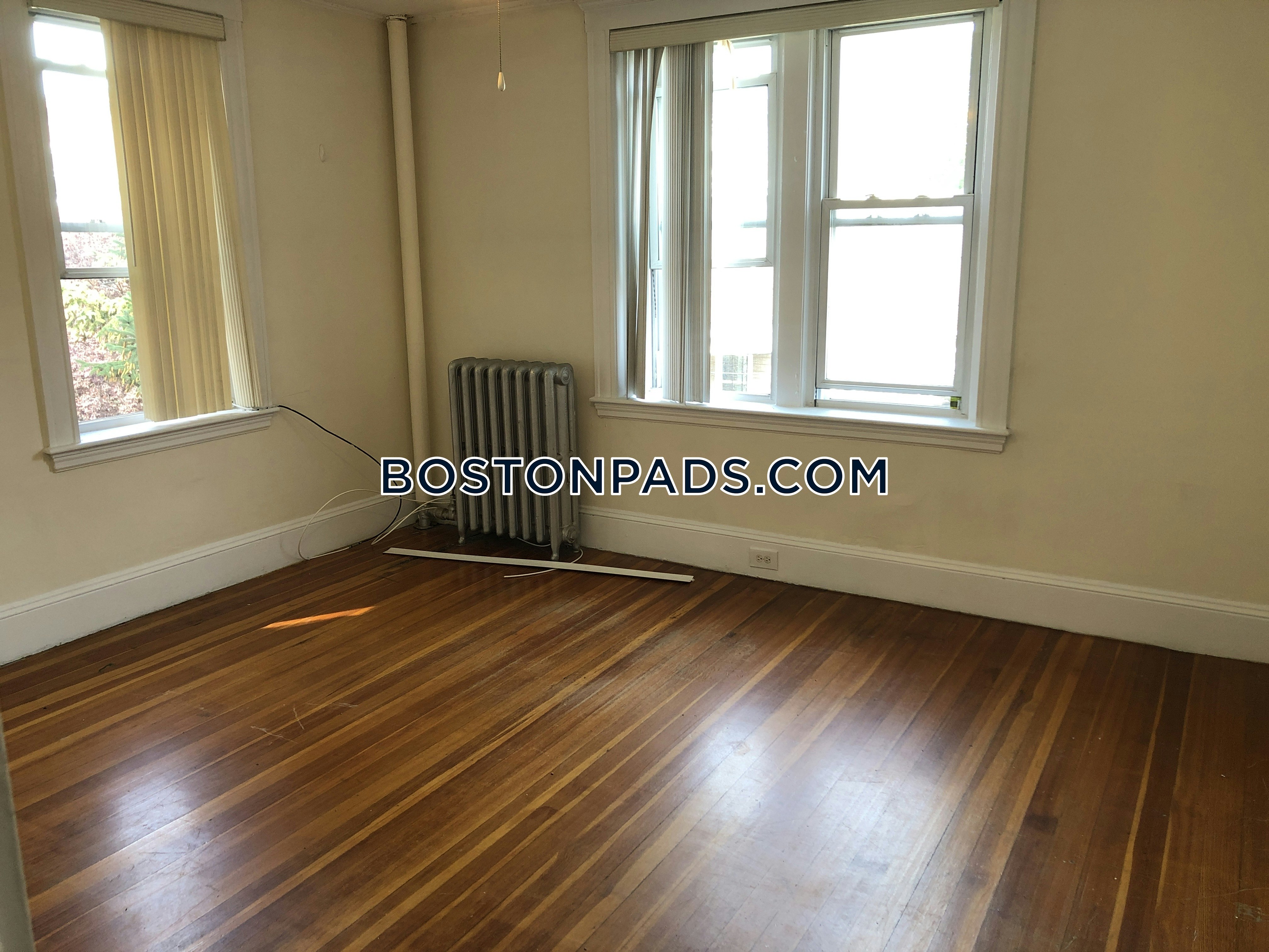 Boston - 3 Beds, 1 Baths
