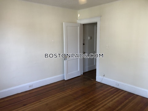 Barrows St. Boston photo 4