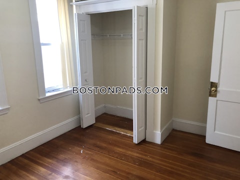 Barrows St. Boston photo 3