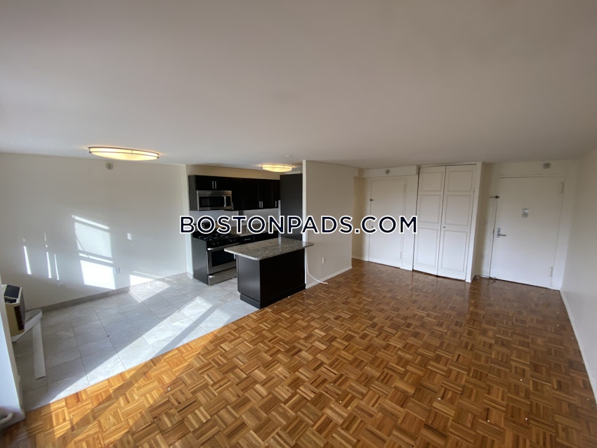 BROOKLINE- BOSTON UNIVERSITY - 3 Beds, 1.5 Baths - Image 11