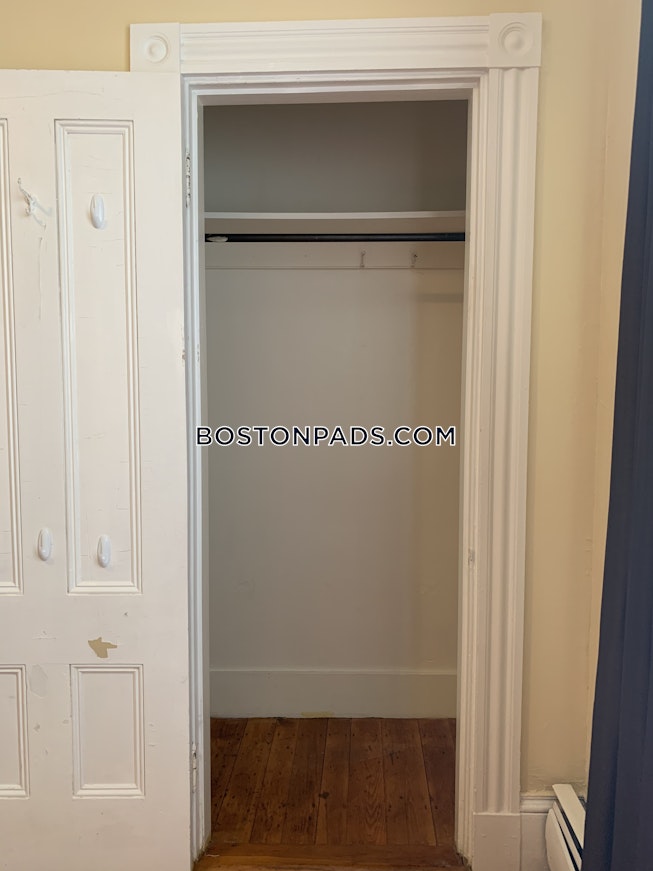 Boston - $7,400+ /mo