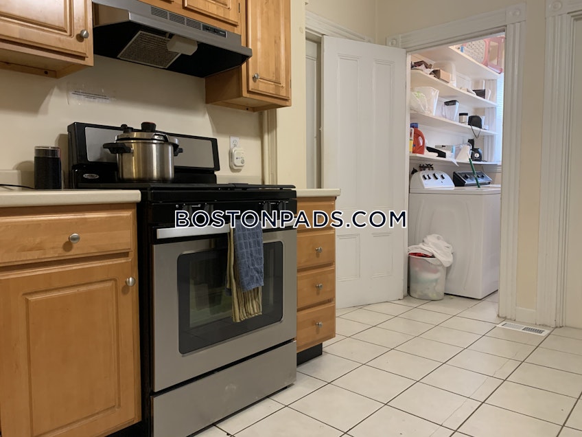 Boston - $7,400+ /month