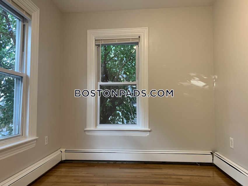 BOSTON - BRIGHTON - OAK SQUARE - 4 Beds, 2 Baths - Image 34