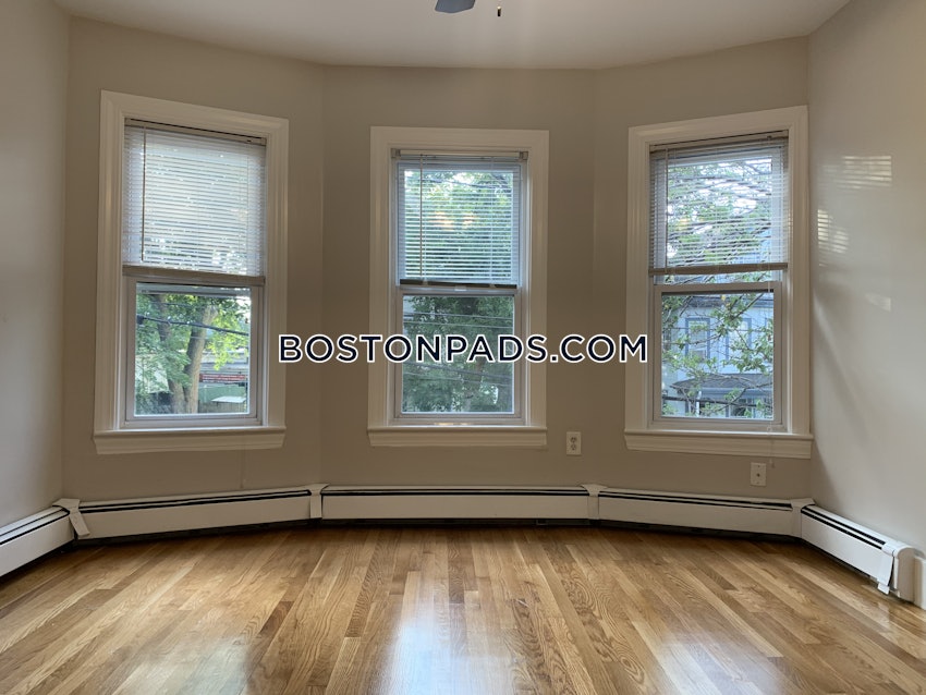 BOSTON - BRIGHTON - OAK SQUARE - 4 Beds, 2 Baths - Image 31