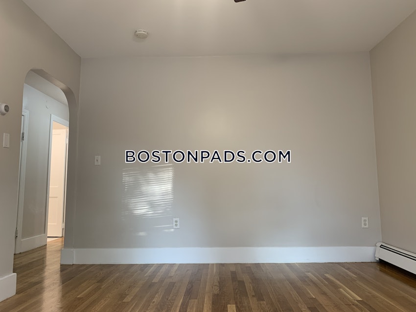 BOSTON - BRIGHTON - OAK SQUARE - 4 Beds, 2 Baths - Image 30