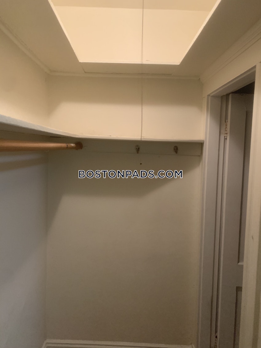 BOSTON - FENWAY/KENMORE - 1 Bed, 1 Bath - Image 34