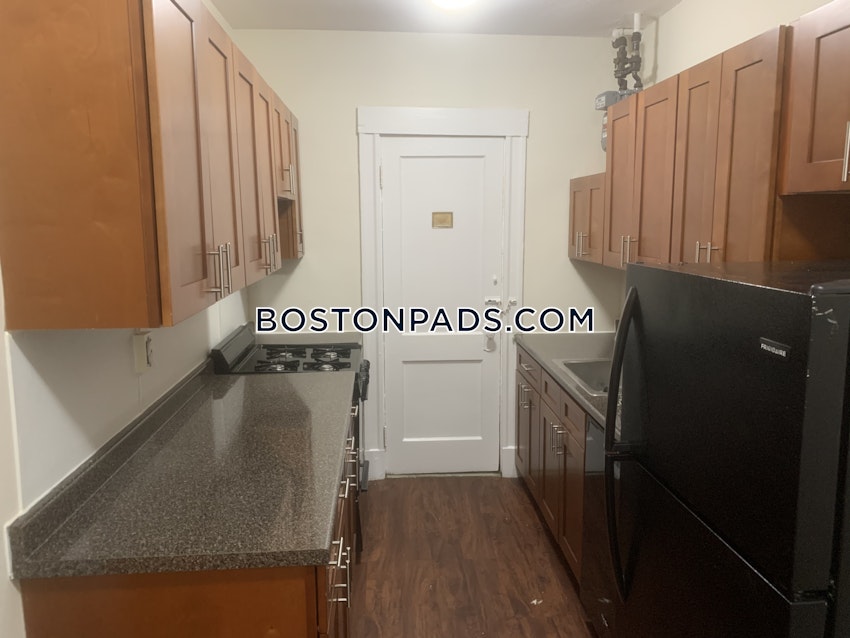 BOSTON - FENWAY/KENMORE - 1 Bed, 1 Bath - Image 8