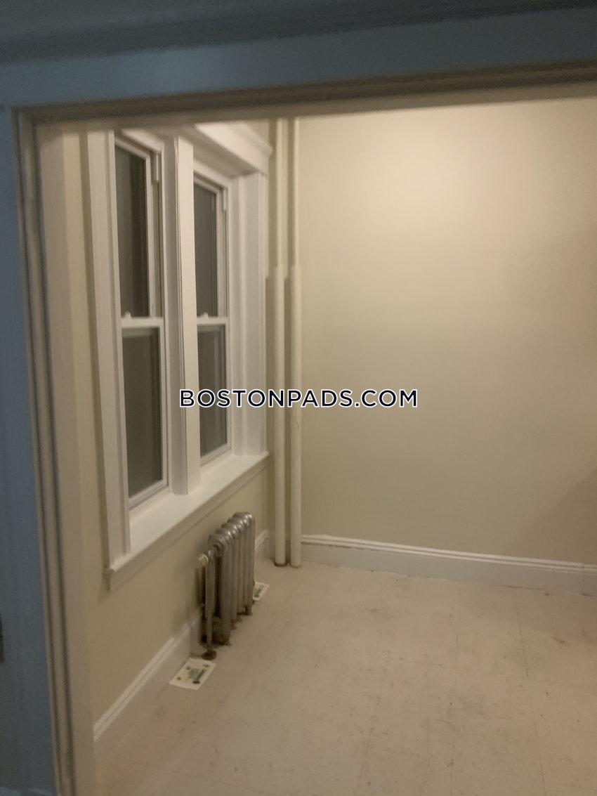 BOSTON - FENWAY/KENMORE - 1 Bed, 1 Bath - Image 14