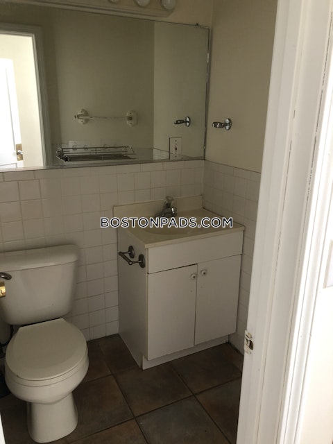 Barrows St. Boston photo 18