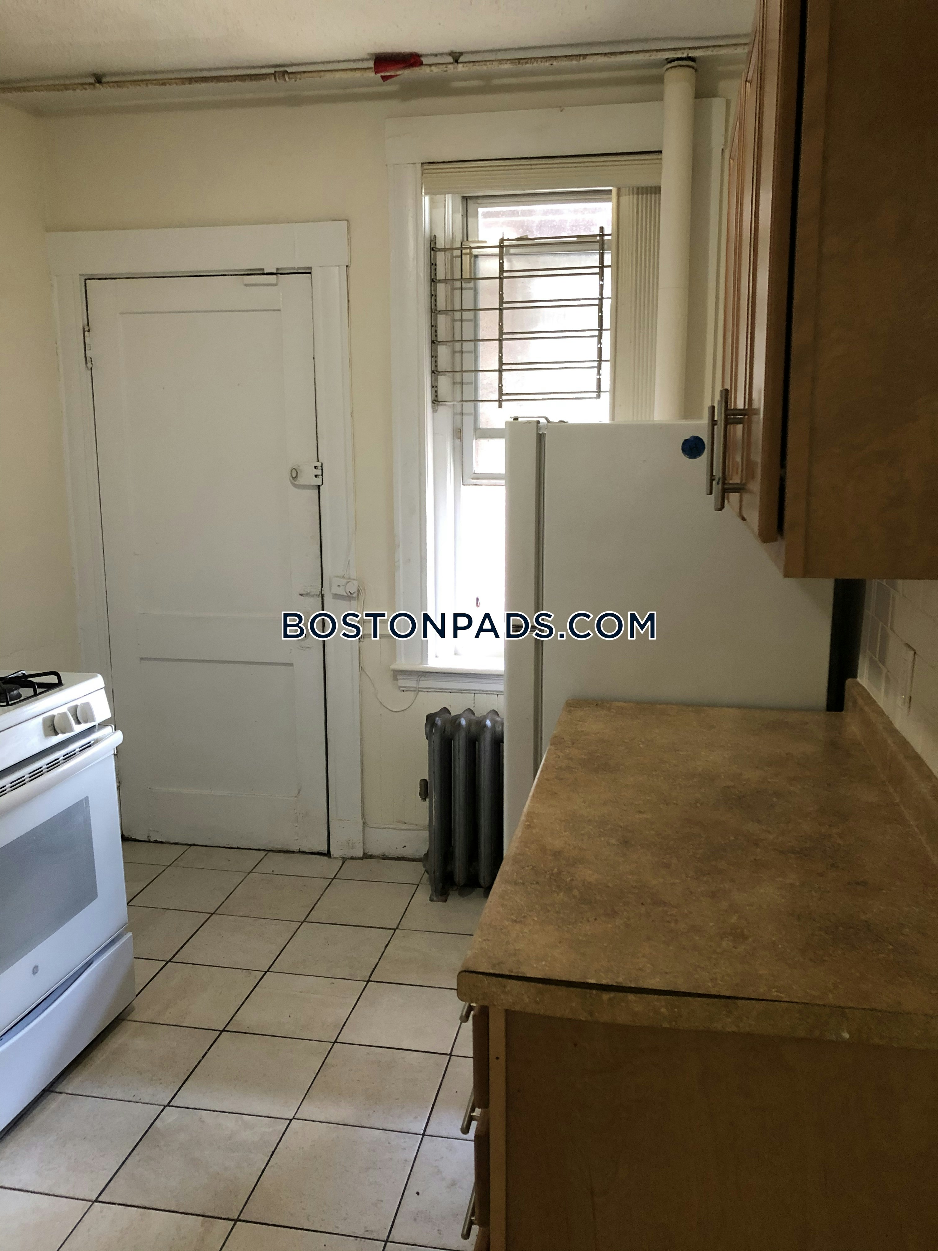 Boston - 3 Beds, 1 Baths