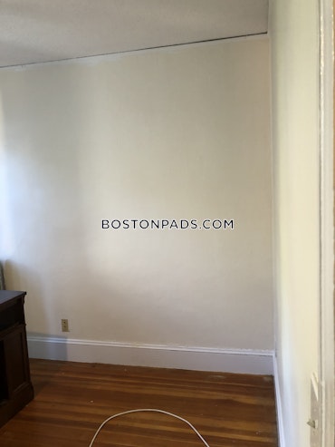 Boston - 3 Beds, 1 Baths