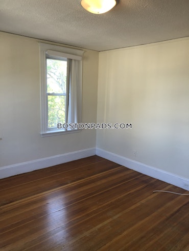 Boston - 3 Beds, 1 Baths