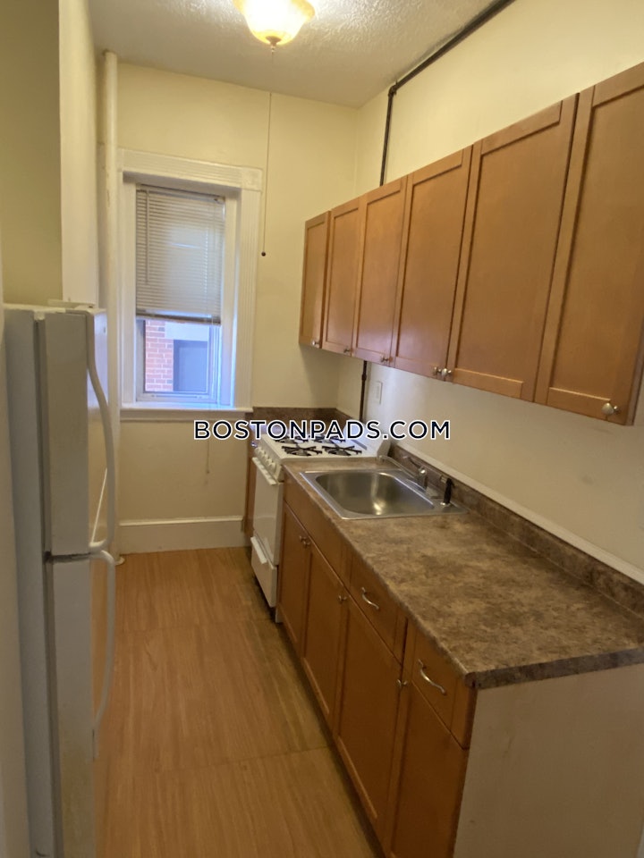 fenwaykenmore-apartment-for-rent-2-bedrooms-1-bath-boston-3575-8030748 