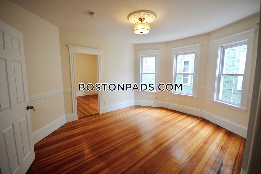 BOSTON - DORCHESTER - SAVIN HILL - 4 Beds, 1.5 Baths - Image 2