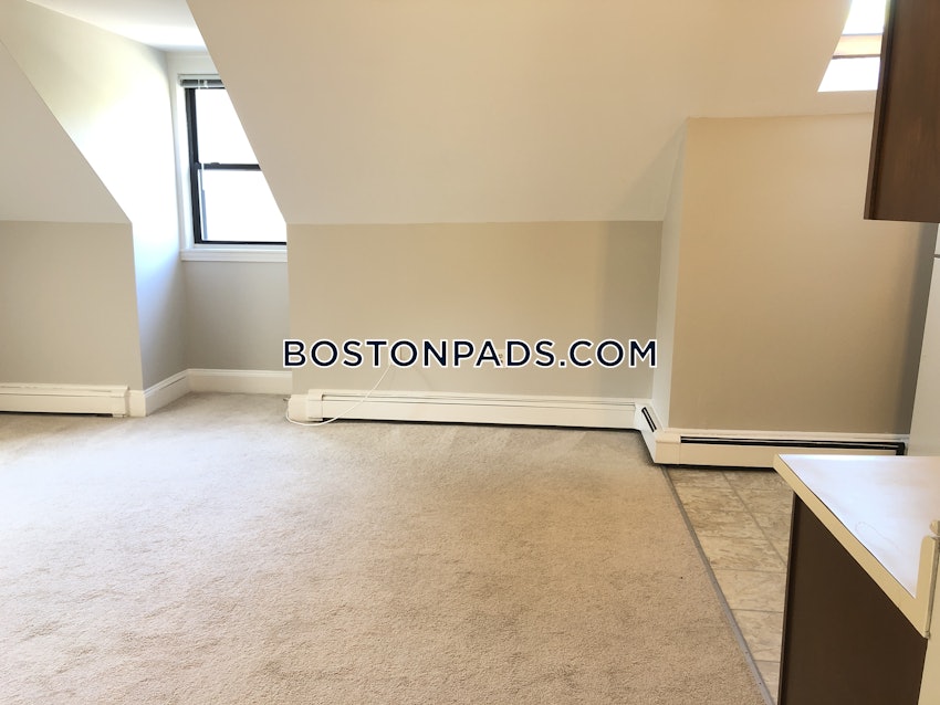 BROOKLINE- COOLIDGE CORNER - 2 Beds, 1 Bath - Image 30