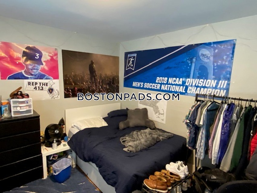 SOMERVILLE - TUFTS - 4 Beds, 1 Bath - Image 21