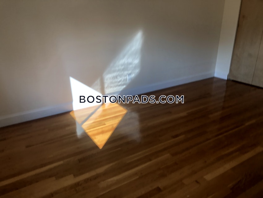 BROOKLINE- BOSTON UNIVERSITY - 1 Bed, 1 Bath - Image 6