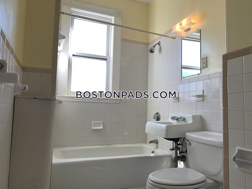BOSTON - BRIGHTON - CLEVELAND CIRCLE - 5 Beds, 1 Bath - Image 75
