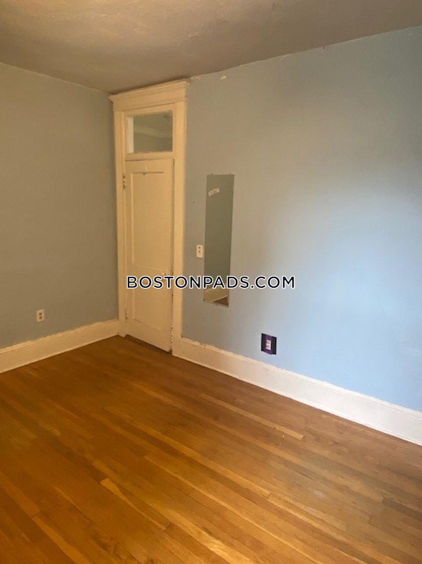 Boston - $4,200+ /month