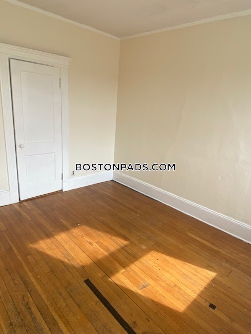 Boston - $4,200+ /month