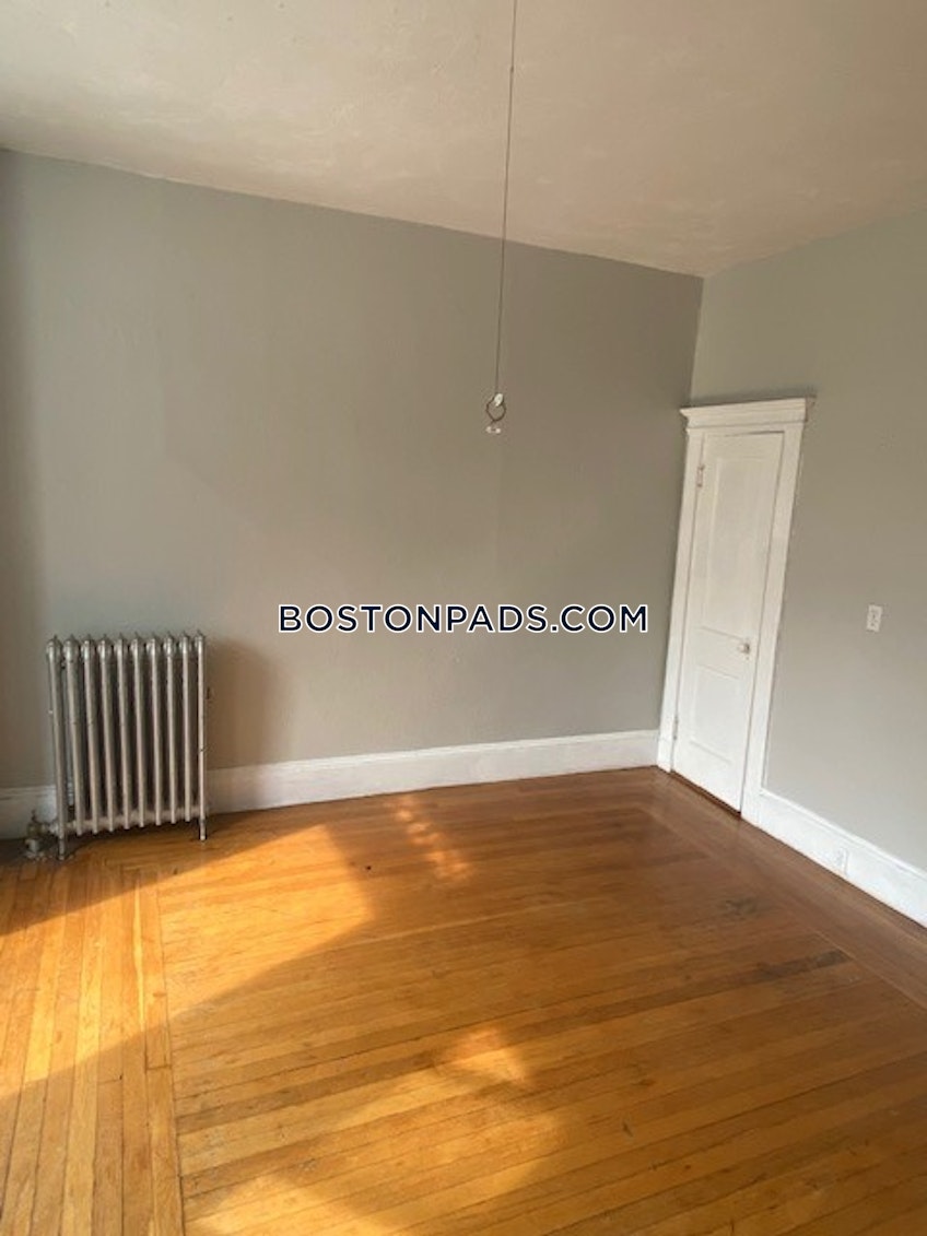 Boston - $2,950+ /month
