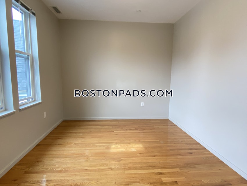 BOSTON - ALLSTON - 5 Beds, 2.5 Baths - Image 47