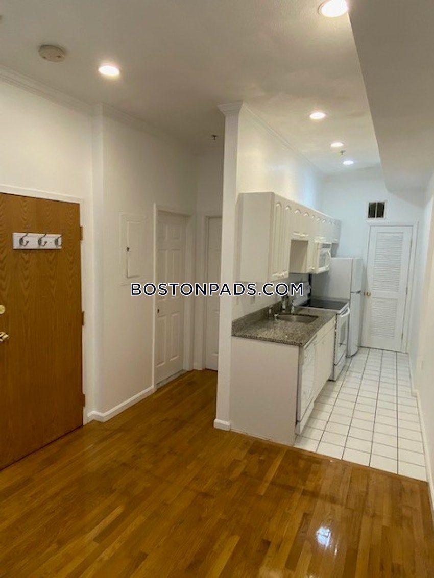 BOSTON - NORTH END - 2 Beds, 2 Baths - Image 7