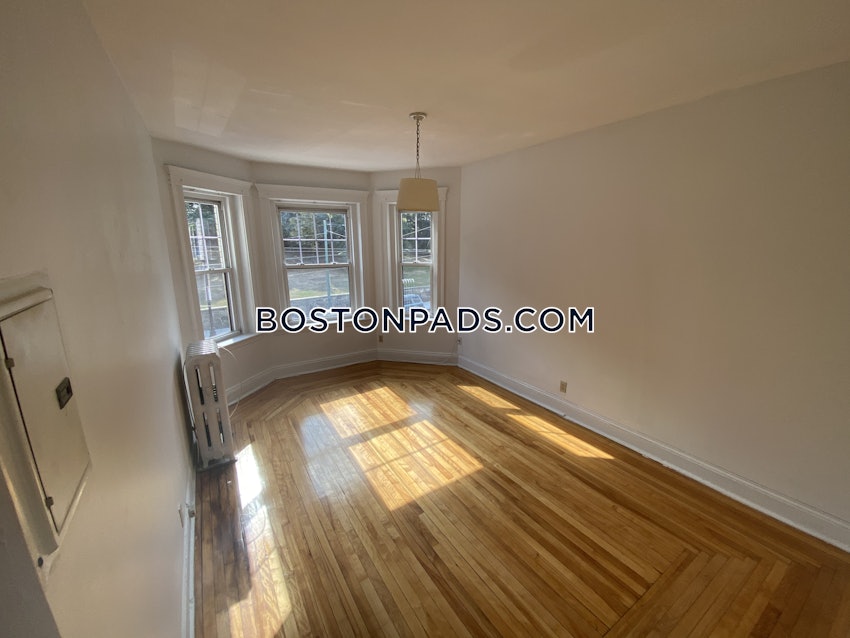 BOSTON - BRIGHTON - CLEVELAND CIRCLE - 1 Bed, 1 Bath - Image 16