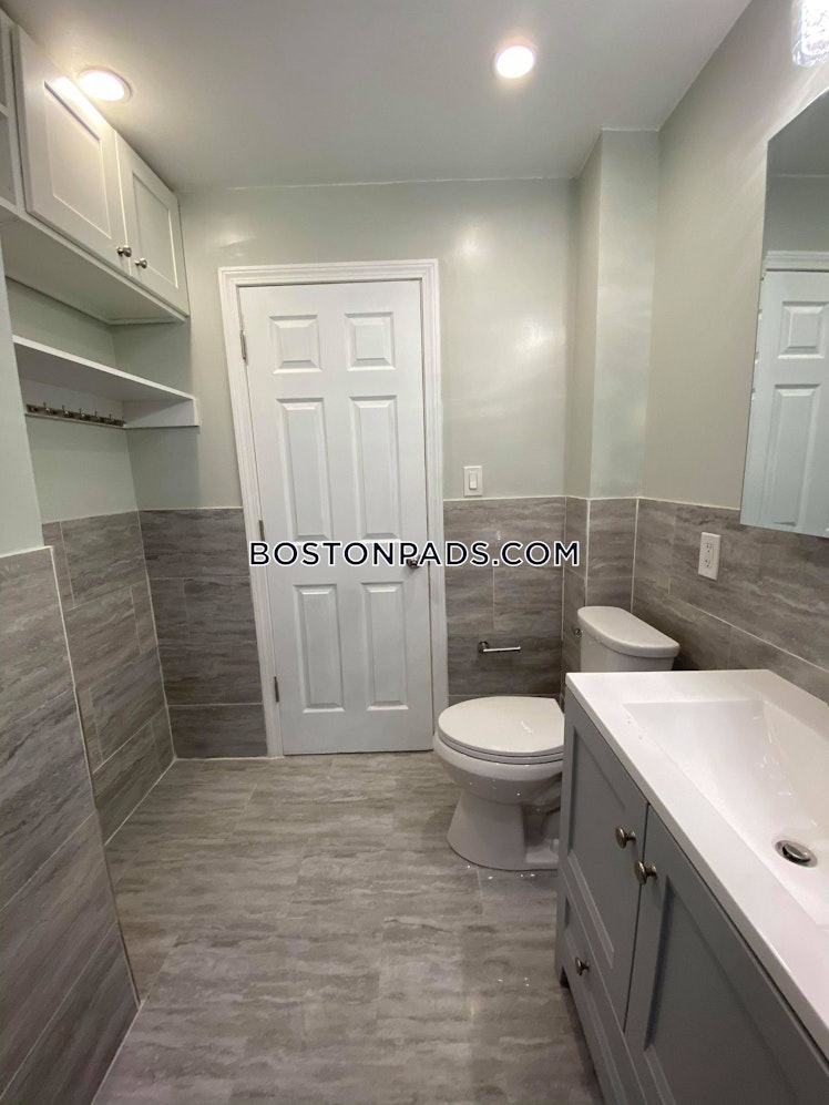 Hyde Park Ave., Boston