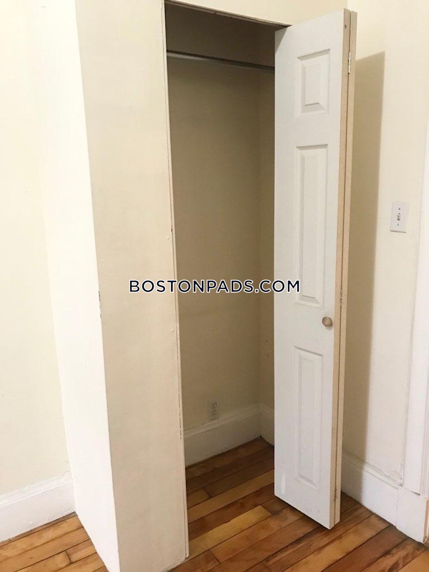 BOSTON - ALLSTON - 4 Beds, 2 Baths - Image 18