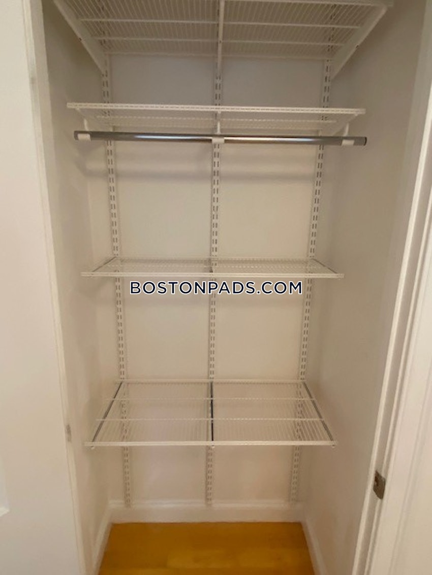 BOSTON - NORTH END - 1 Bed, 1 Bath - Image 3