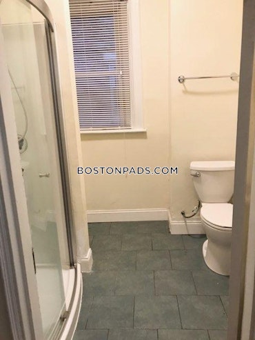 Boston - 4 Beds, 2 Baths