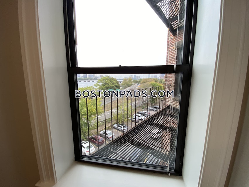 BOSTON - FENWAY/KENMORE - 1 Bed, 1 Bath - Image 10