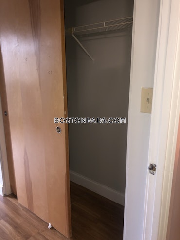 Boston - 2 Beds, 2 Baths