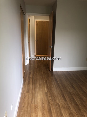 Boston - 2 Beds, 2 Baths