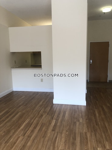 Boston - 2 Beds, 2 Baths