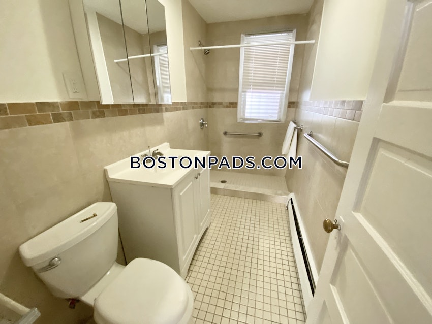 BOSTON - BRIGHTON - CLEVELAND CIRCLE - 4 Beds, 2 Baths - Image 19