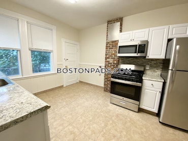 Boston - 3 Beds, 1 Baths