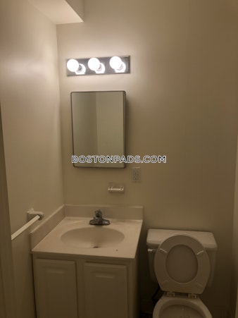 Freeman St. Brookline