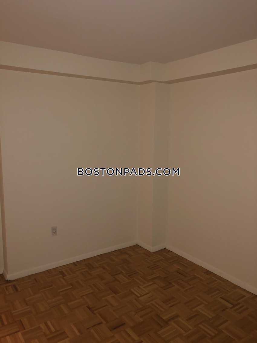 BROOKLINE- BOSTON UNIVERSITY - 3 Beds, 1.5 Baths - Image 21