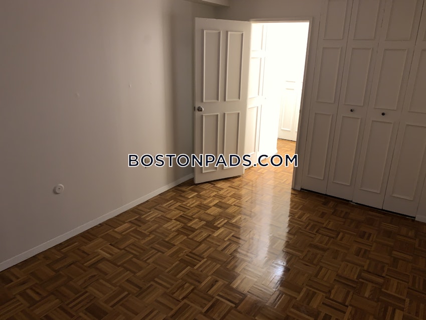 BROOKLINE- BOSTON UNIVERSITY - 2 Beds, 1.5 Baths - Image 4