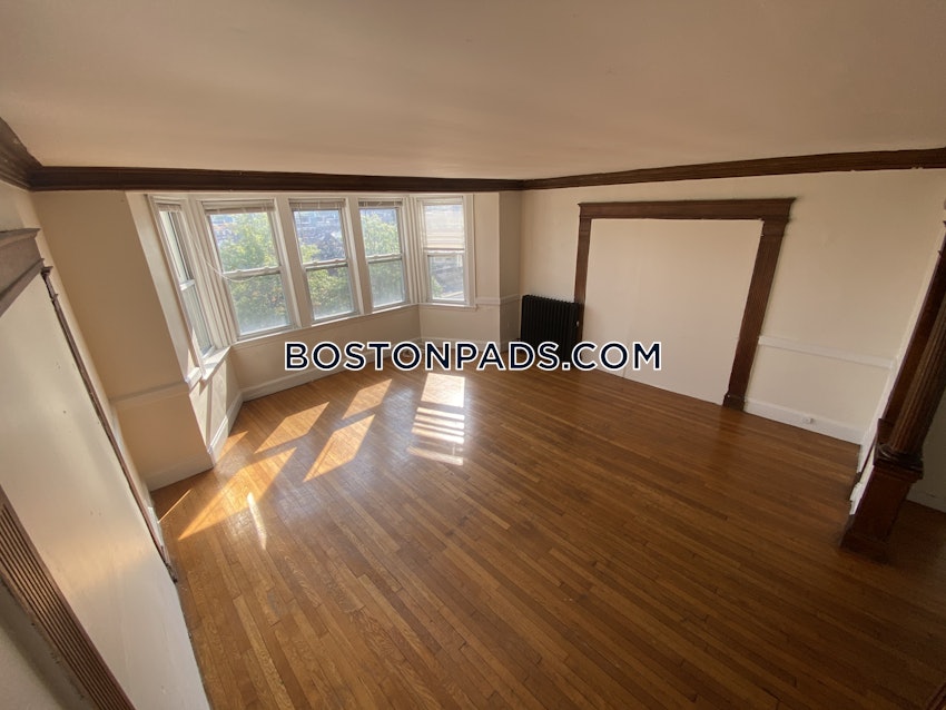 BOSTON - BRIGHTON- WASHINGTON ST./ ALLSTON ST. - 4 Beds, 1.5 Baths - Image 12