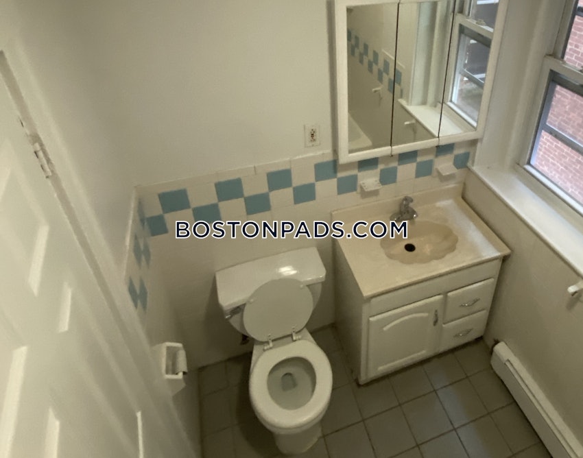 BOSTON - BRIGHTON - OAK SQUARE - 5 Beds, 1.5 Baths - Image 74