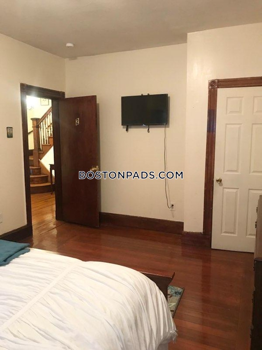 BOSTON - DORCHESTER - FIELDS CORNER - 5 Beds, 2 Baths - Image 18