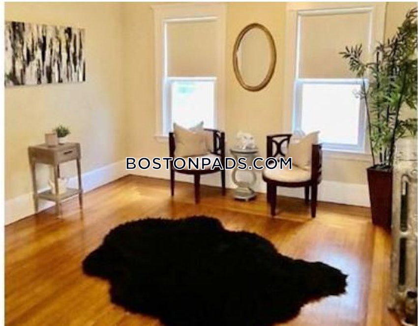 SOMERVILLE - TUFTS - 4 Beds, 2 Baths - Image 3