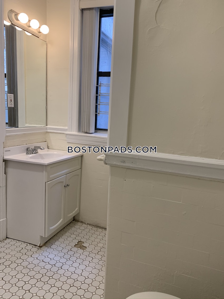 BOSTON - ALLSTON - 1 Bed, 1 Bath - Image 21