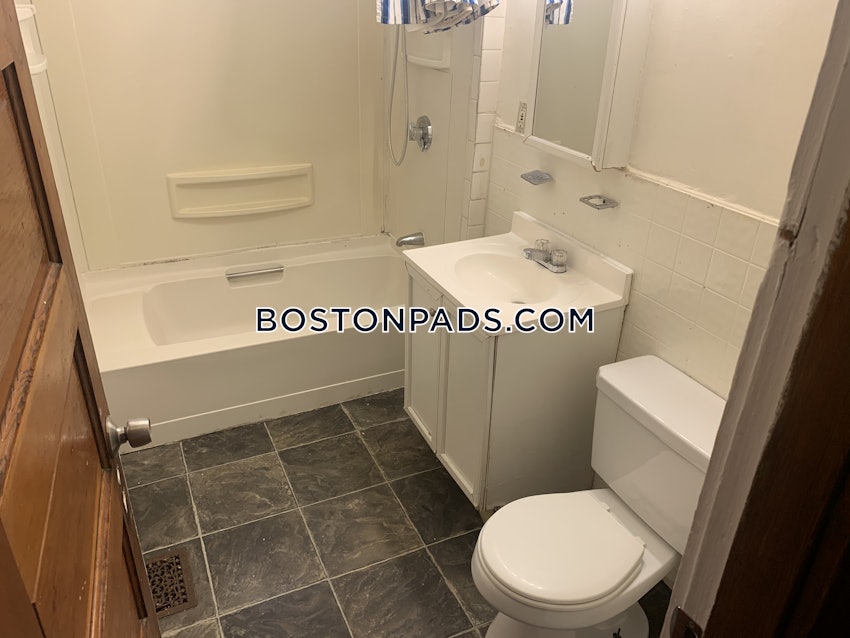 BOSTON - DORCHESTER - SAVIN HILL - 4 Beds, 1 Bath - Image 10