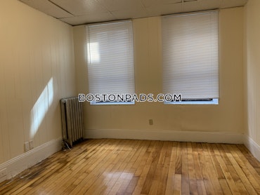 Boston - 2 Beds, 1 Baths